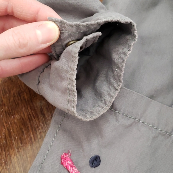 Next size 5/6 cat spring or fall jacket, euc - Picture 5 of 8